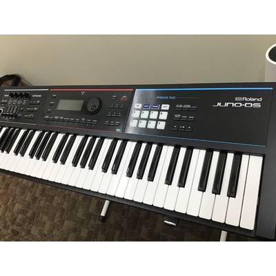 Roland  JUNO-DS61 (ブラック) 61鍵盤JUNODS61 【展示品特価・専用ケース付属】 ローランド 【 金沢フォーラス店 】