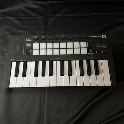 novation  LAUNCHKEY mini MK3 25鍵盤 MIDIキーボード【現物画像 / 展示品 / BLACK FRIDAY 2023】 ノベーション 【 ららぽーと和泉店 】