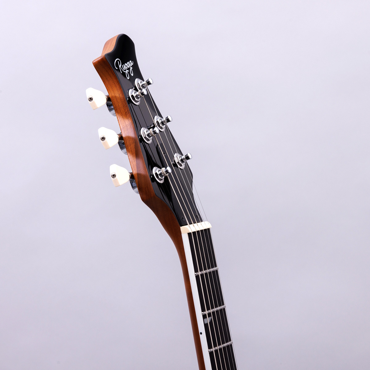 SKATER Whiteエレキギター ハムバッカー ベイクドメイプルネック 関連画像