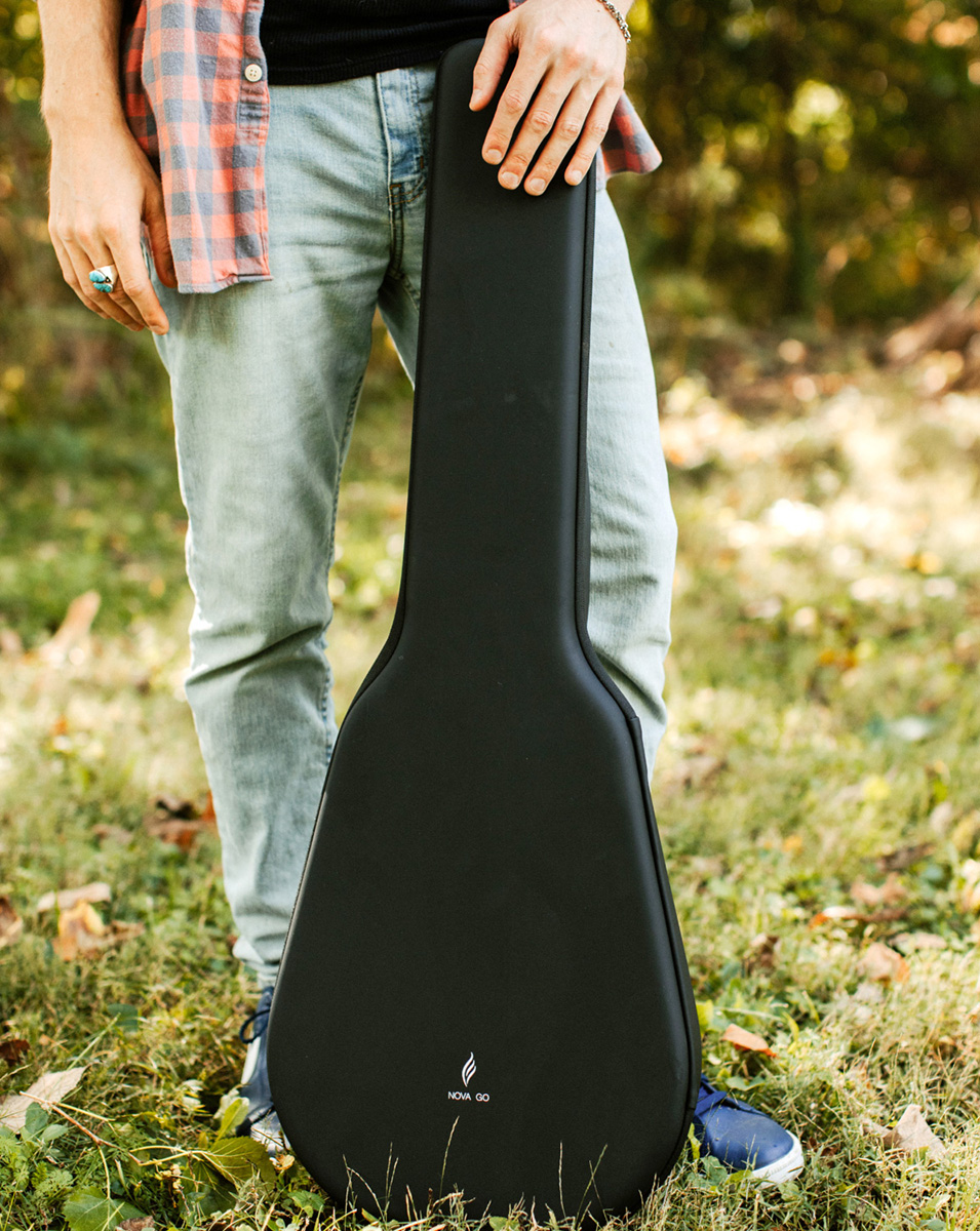 NOVA GO BKアコースティックギター カーボンファイバー 軽量 薄型ボディ ケース付属 トラベルギター【国内正規品】 関連画像