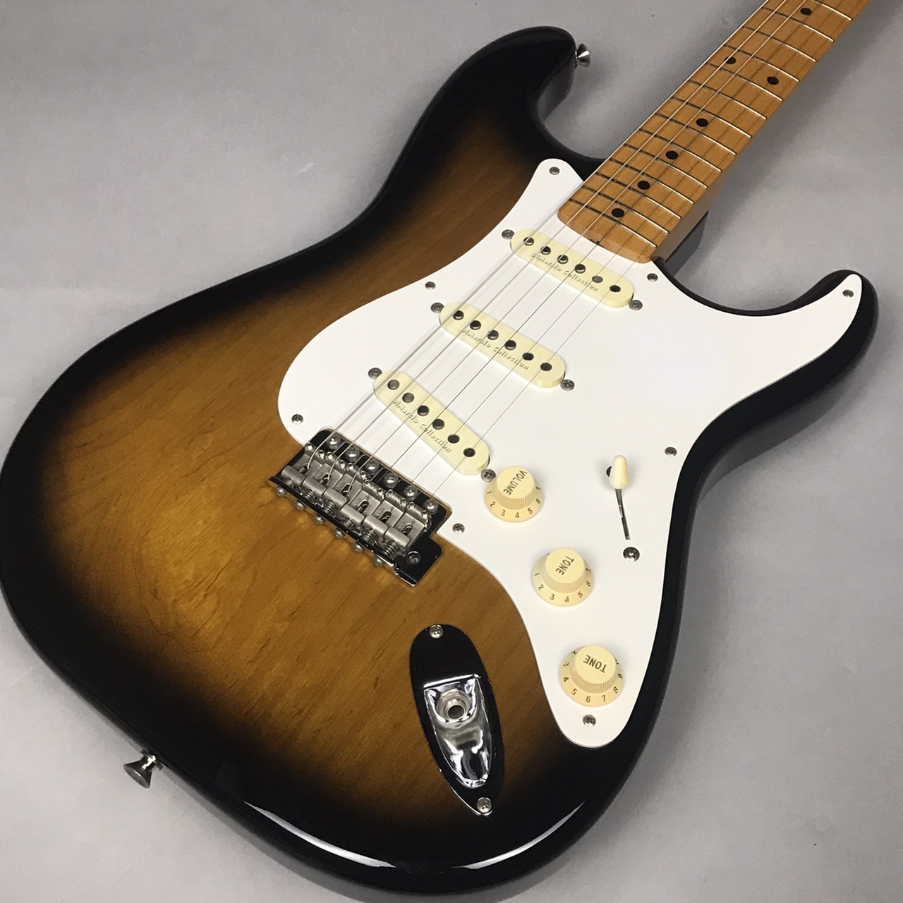 Fender Japan ST54-77LS made in Japan