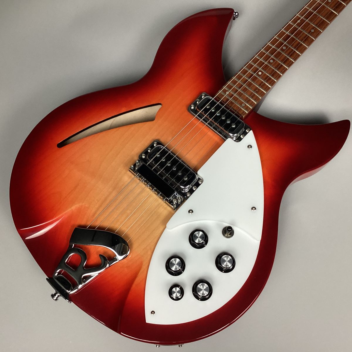 Rickenbacker Model 330 Fireglo セミアコースティックギター リッケン ...