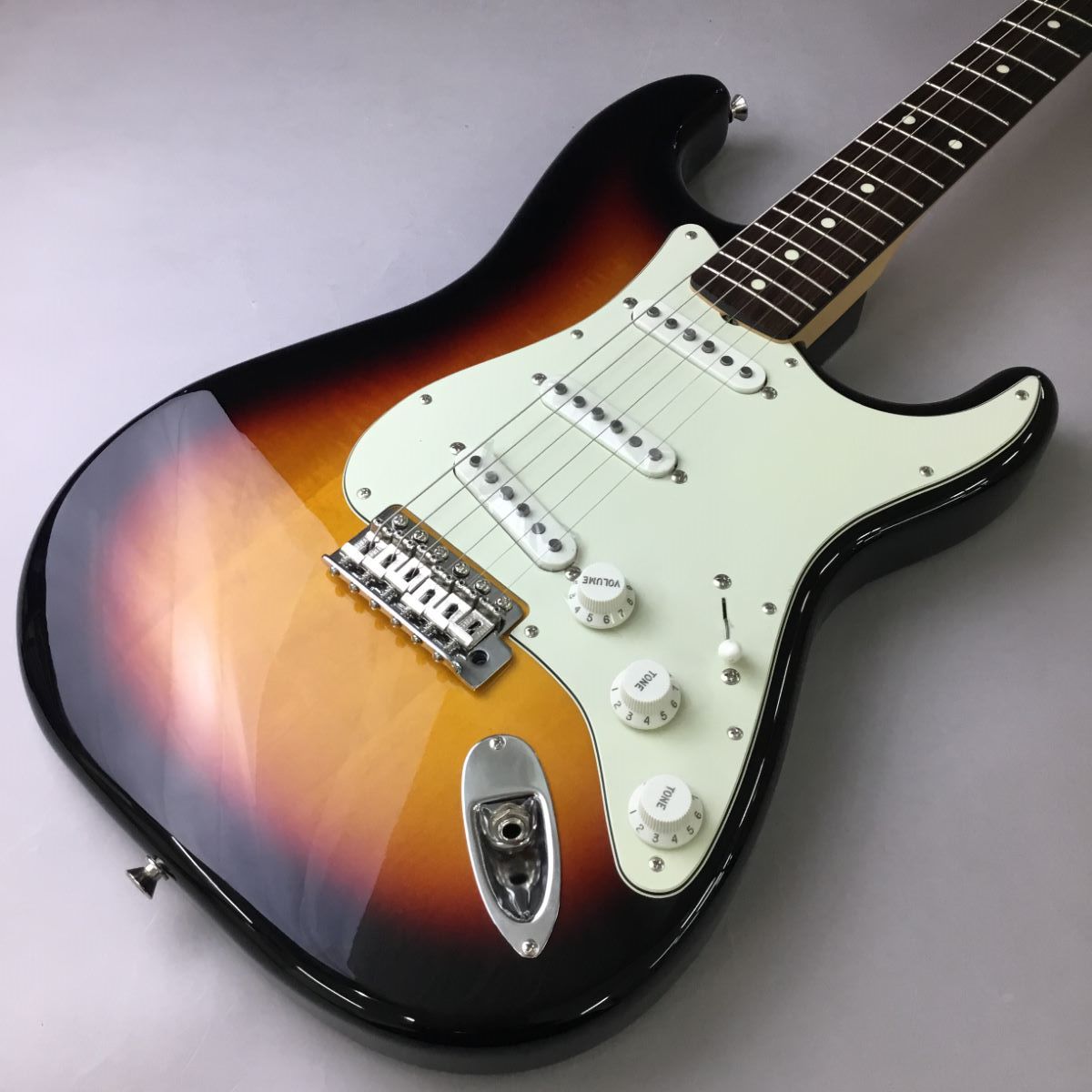 Fender ストラトキャスター サンバーストギター - ギター