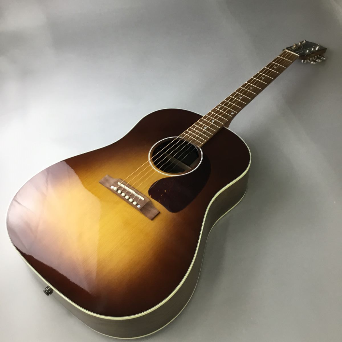 Gibson J-45 Studio Walnut Burst アコースティックギター エレアコ