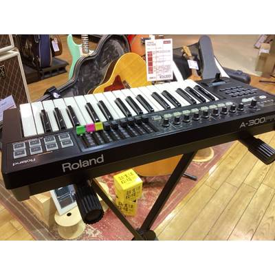 Roland A-300PRO MIDIキーボード コントローラー 32鍵盤A300PRO ローランド 【 札幌パルコ店 】