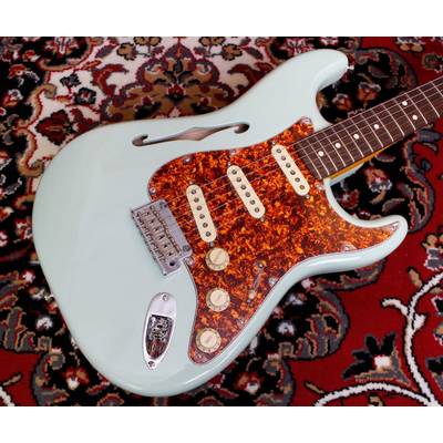 Fender  American Professional II Stratocaster Thinline, Rosewood Fingerboard, Transparent Surf Green フェンダー 【 札幌パルコ店 】