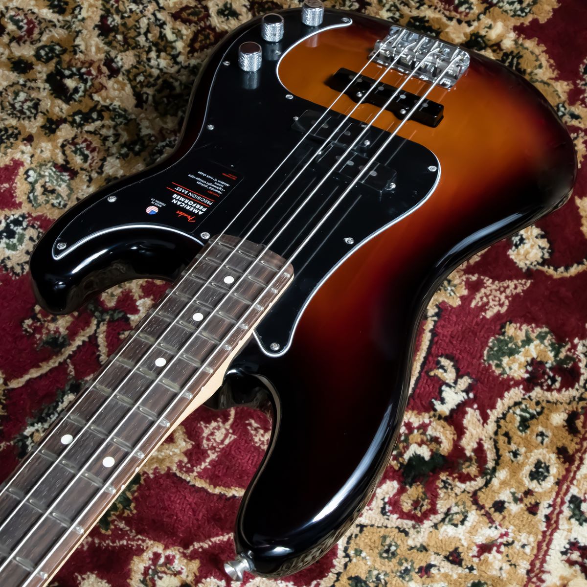 Fender American Performer Precision Bass Rosewood Fingerboard 3-Color  Sunburst エレキベース【フェンダー】 フェンダー 【 広島パルコ店 】
