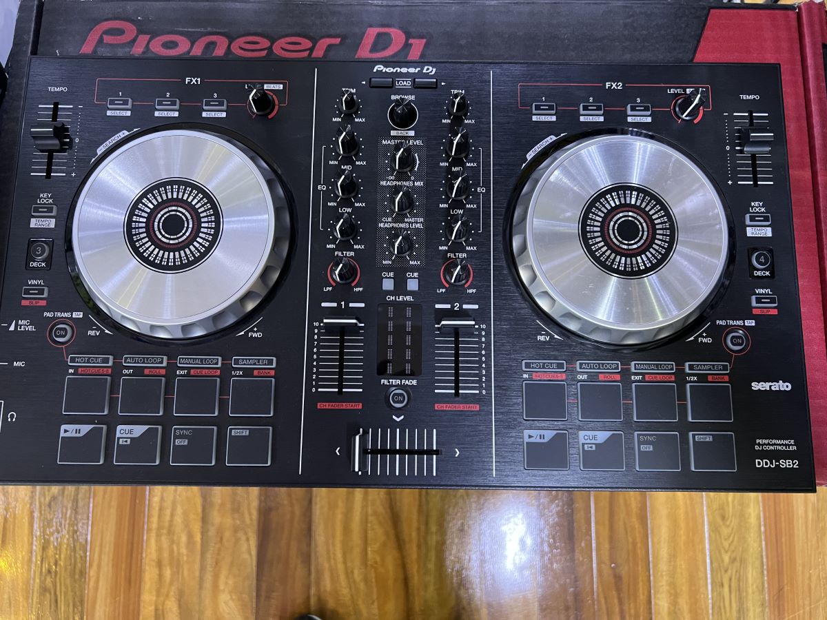 pioneer DJ ＤＤＪ－ＳＢ２ www.krzysztofbialy.com