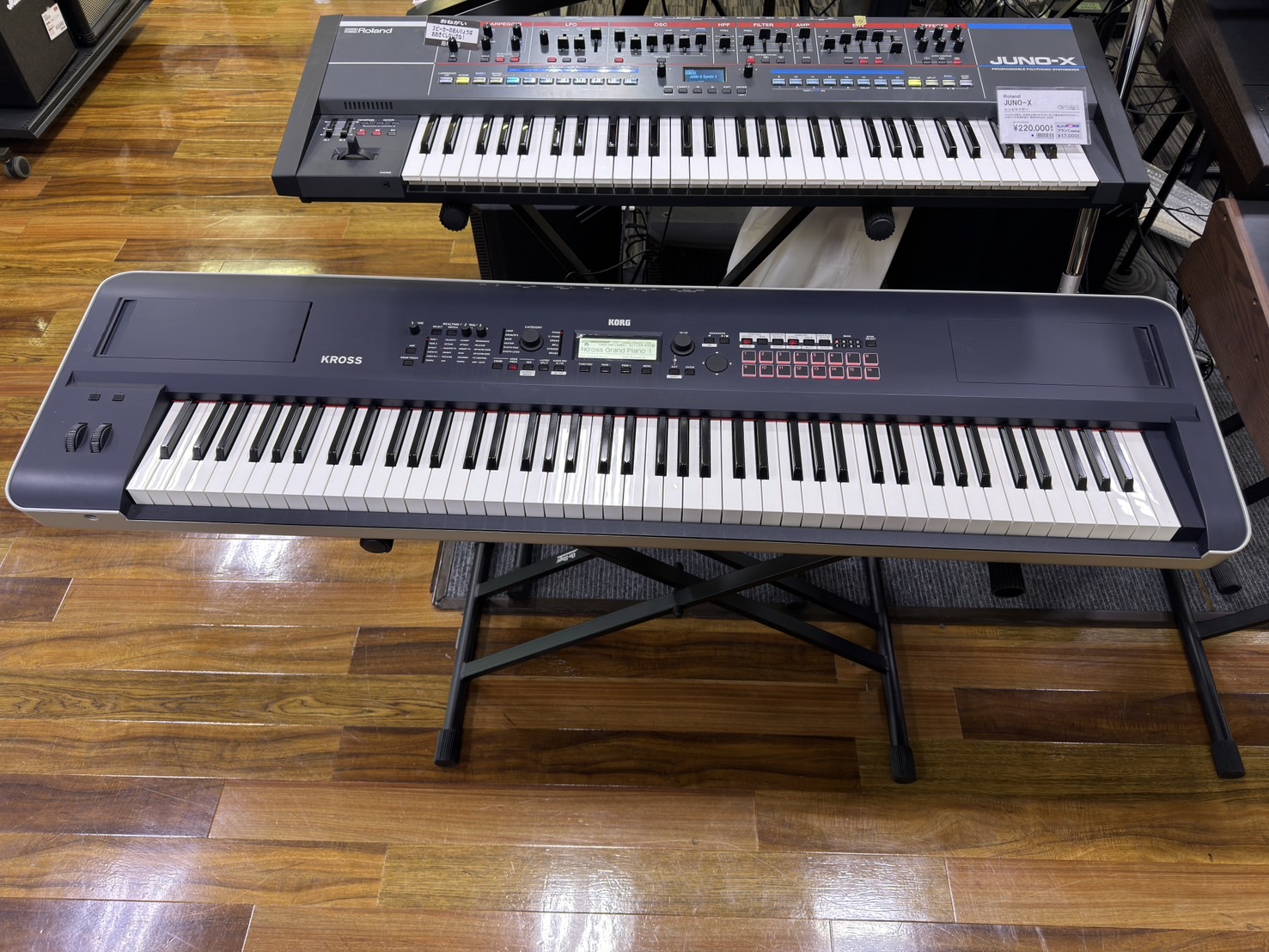 KORG【KROSS-88】ピアノタッチ88鍵電子ピアノ・シンセサイザー - 鍵盤 