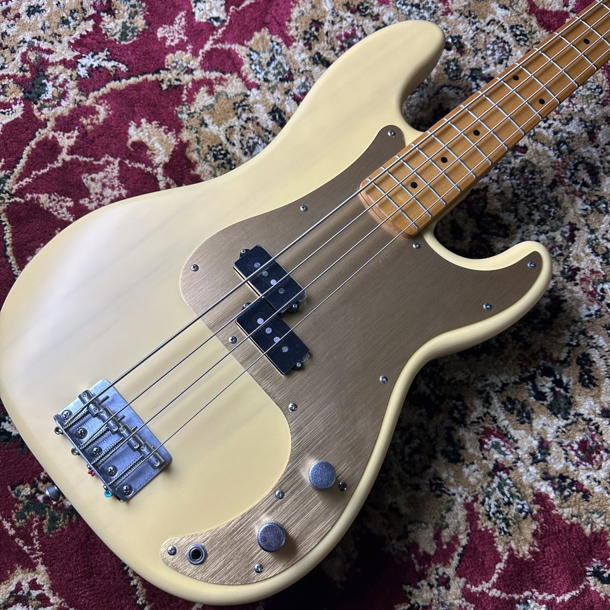 Squier by Fender 40th Anniversary Precision Bass Vintage Edition