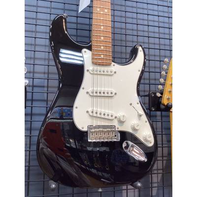Fender  Player Stratocaster Pau Ferro Fingerboard Black エレキギター フェンダー 【 ＭＳ船堀 】