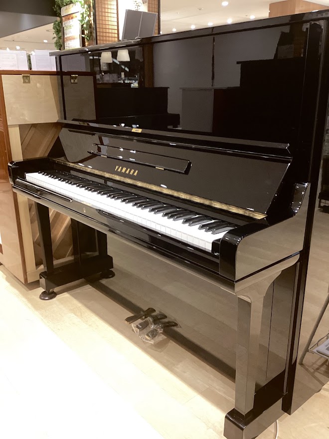 ヤマハアップライトピアノ　U3M（1981年製造）