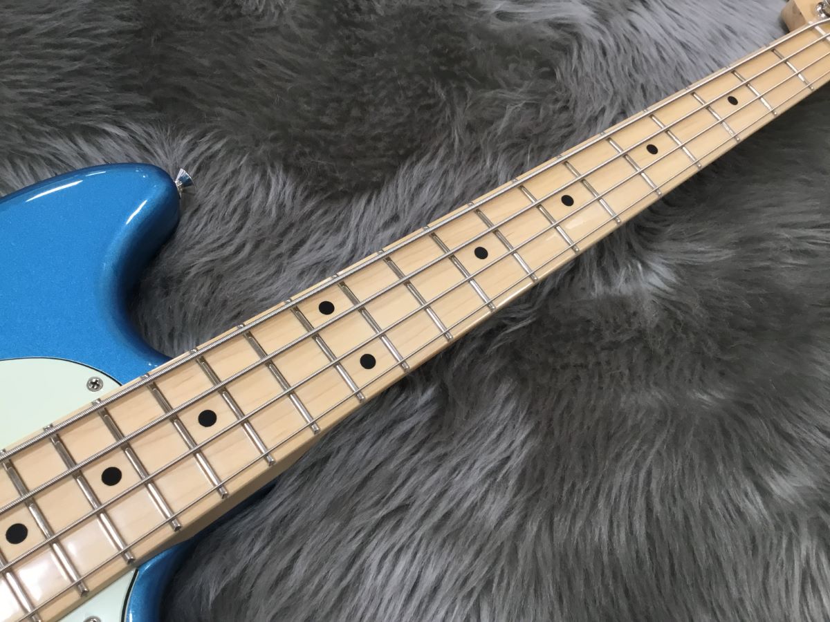 Fender Limited Edition MUSTANG BASS PJ Maple Fingerboard Lake 