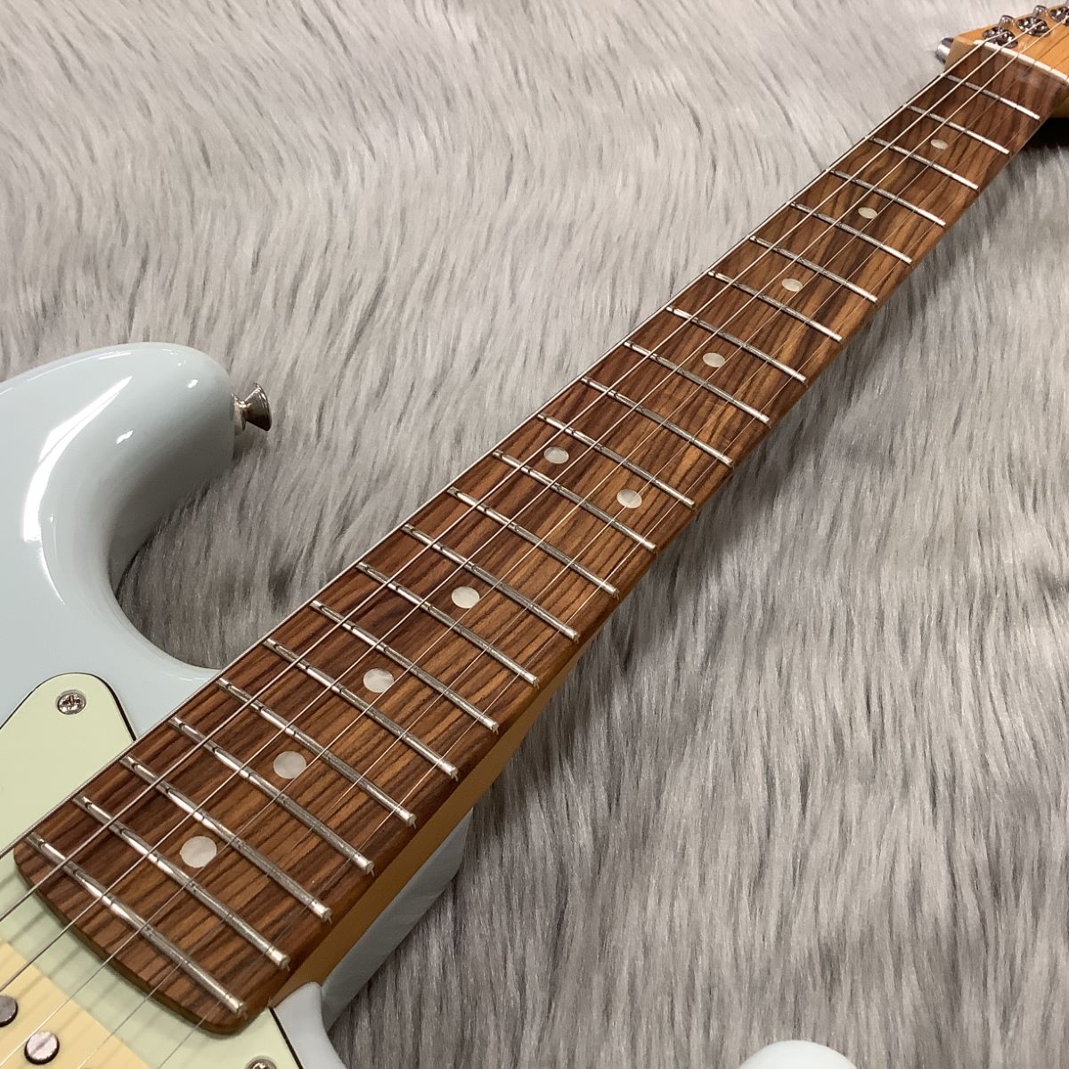 Fender Player Plus Stratocaster HSS Pau Ferro Fingerboard エレキギター ストラトキャスター  フェンダー 【 イオン長岡店 】 | 島村楽器オンラインストア