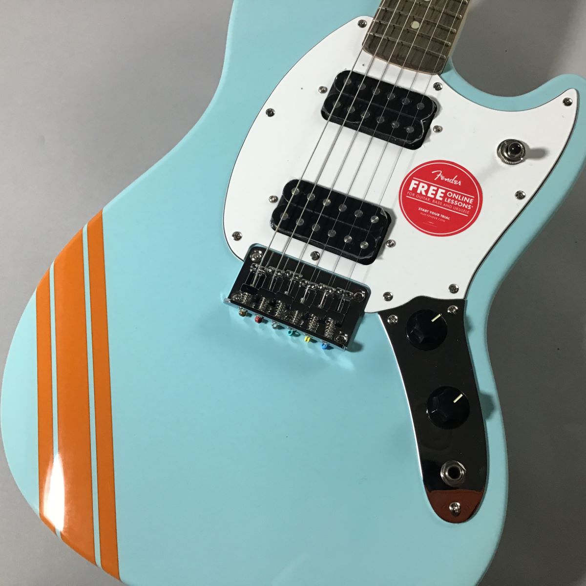 Squier by Fender FSR Bullet Competition Mustang HH Daphne Blue