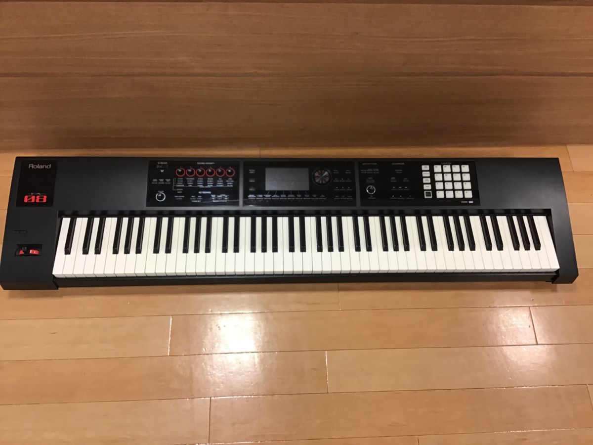 Roland FA-08 シンセサイザー ワークステーション - 鍵盤楽器