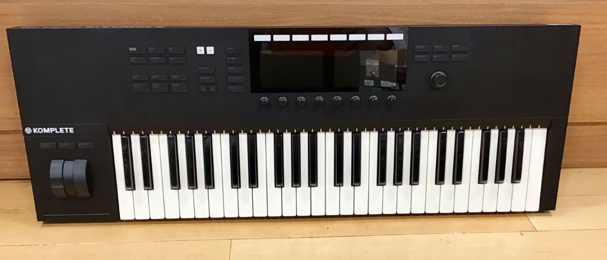 NATIVE INSTRUMENTS KOMPLETE KONTROL S49 MK2 49鍵盤 MIDIキーボード 
