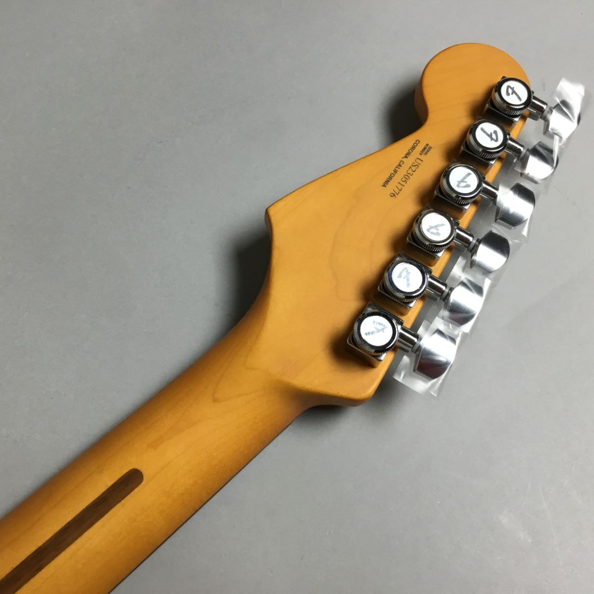 Fender / American Ultra Stratocaster HSS Rosewood COBRA Blue