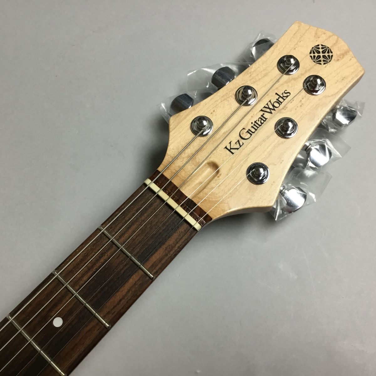 Kz Guitar Works Kz One Bolt-On22 ケイズギターワークス 【 モザイク 