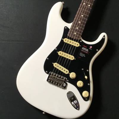 Fender  American Performer Stratocaster Rosewood Fingerboard Arctic White エレキギター フェンダー 【 イオン新浦安店 】