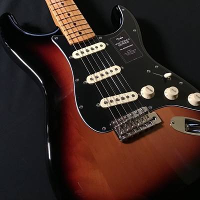 Fender Vintera II '70s Stratocaster 3-Color Sunburst エレキギター ストラトキャスター フェンダー  【 イオン新浦安店 】
