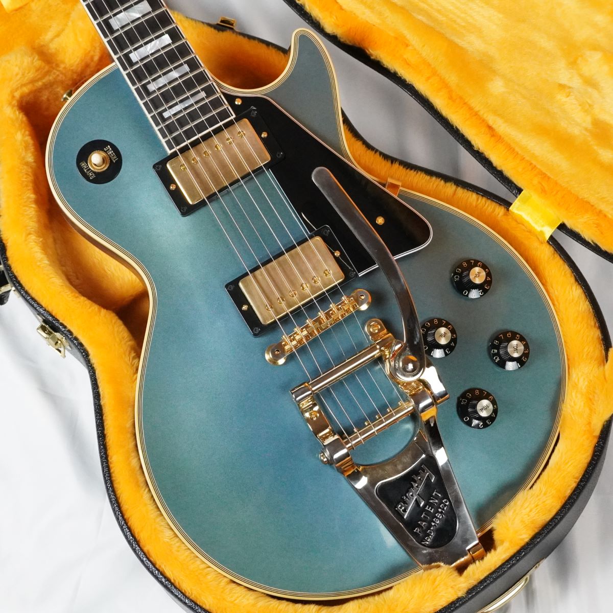 Gibson Custom Shop 1968 Les Paul Custom w/Bigsby VOS Antique 