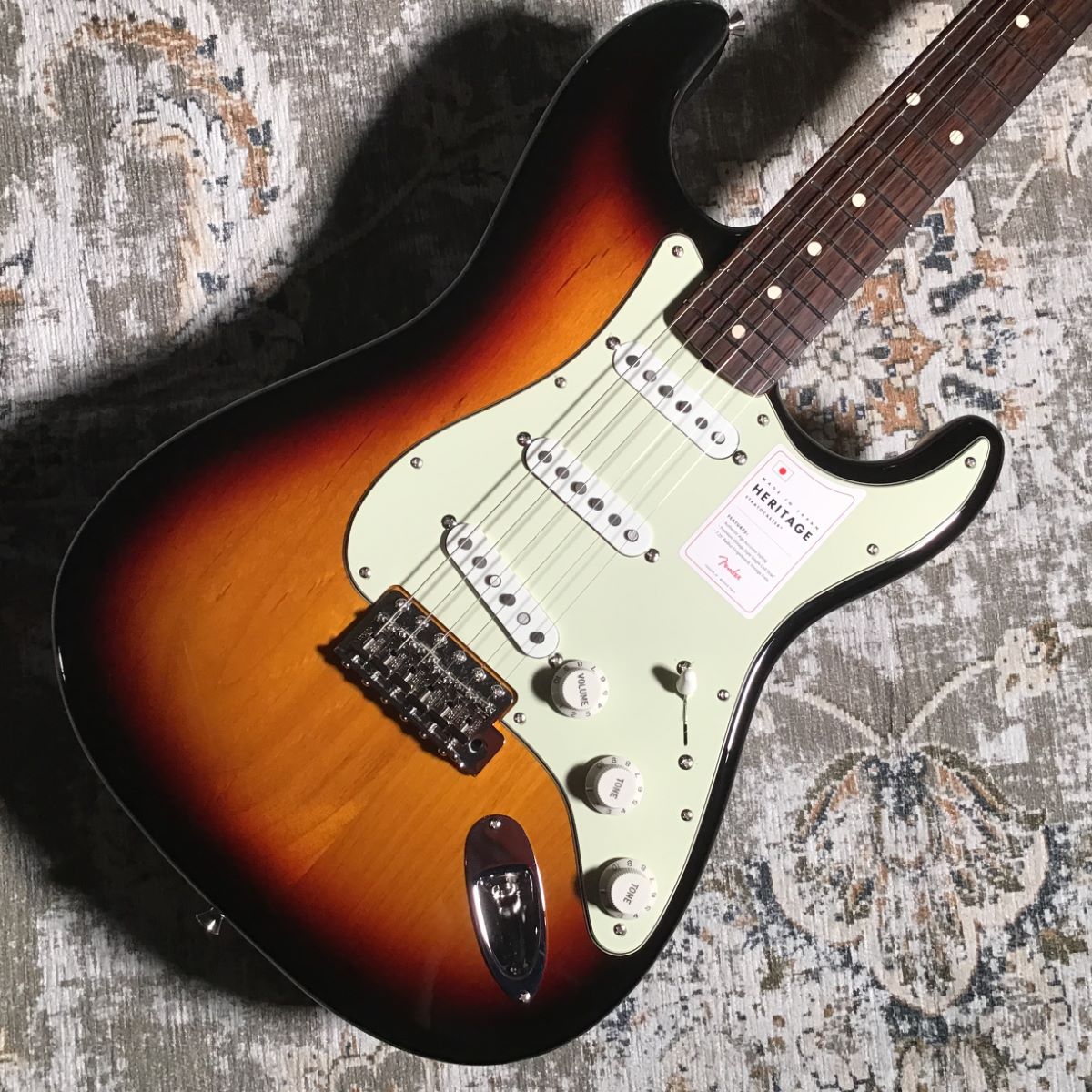 Fender Made in Japan Heritage 60s Stratocaster 3-Color Sunburst