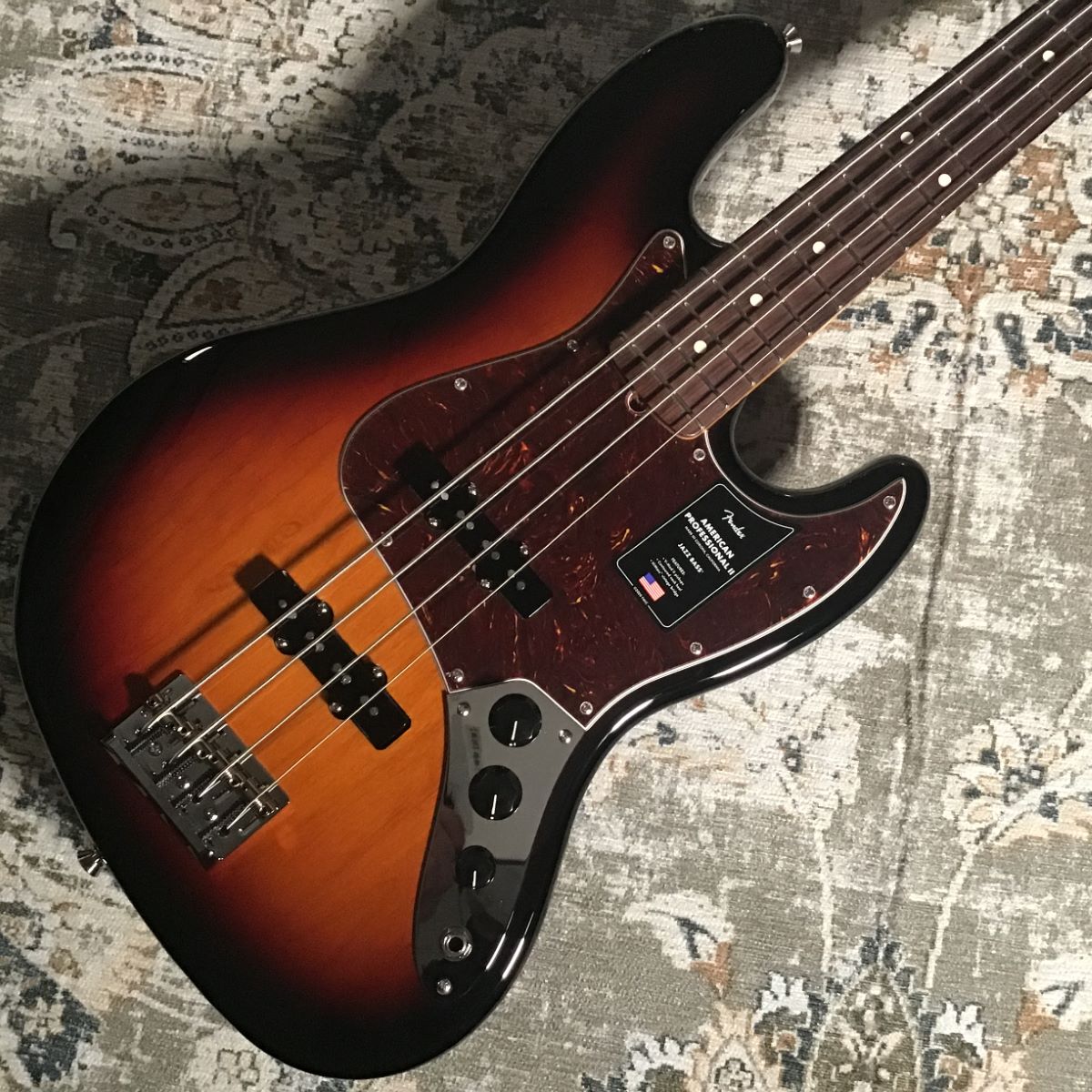 Fender American Professional II Jazz Bass 3CS #US23021498 4.00kg 