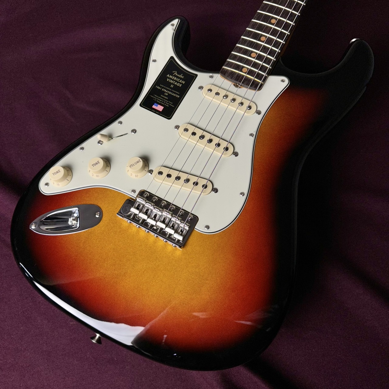 Fender American Vintage II 1961 Stratocaster Left-Hand 3-Color