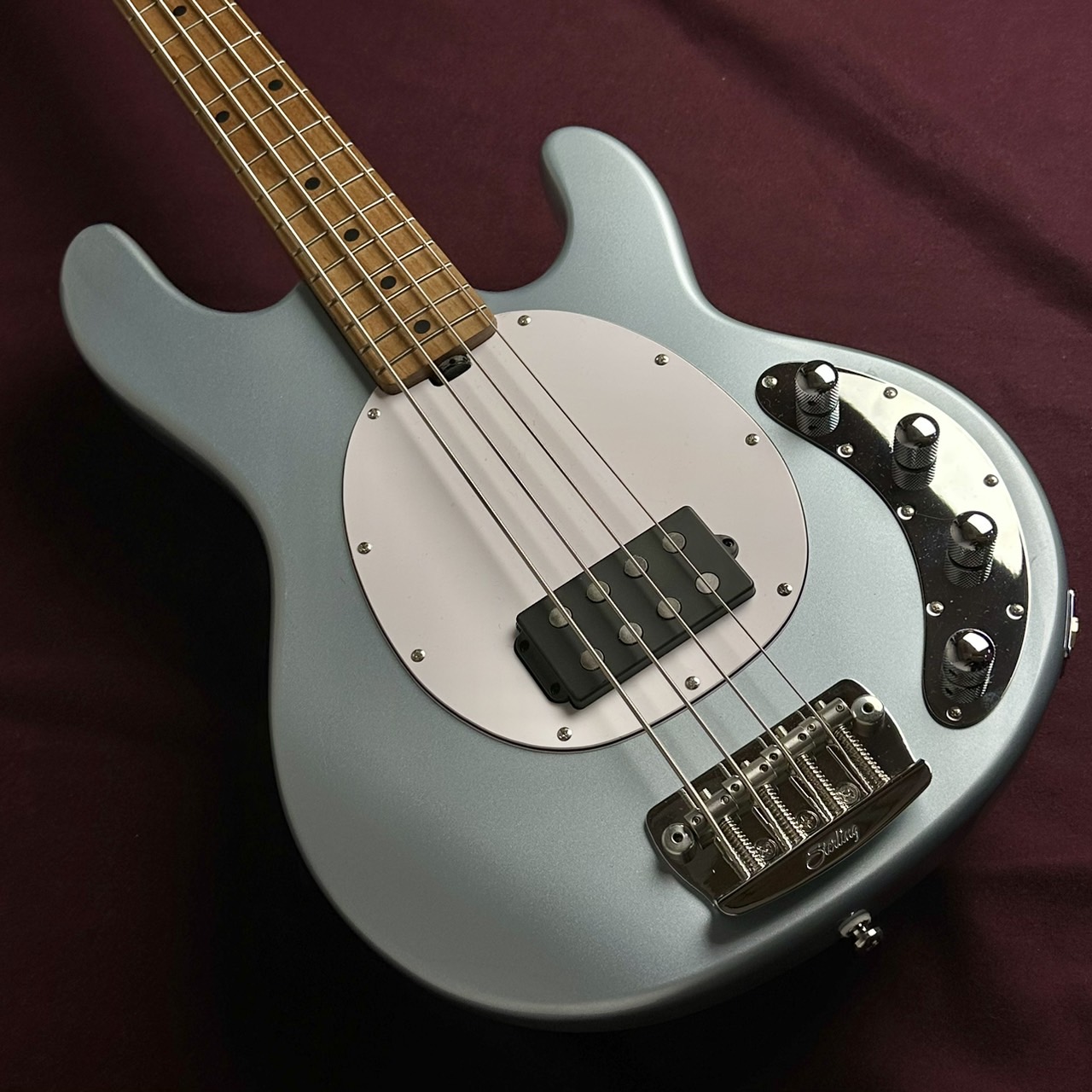 Sterling by MUSIC MAN Ray34