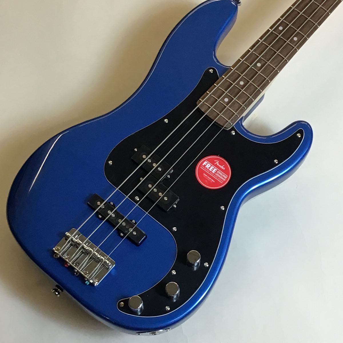 Squier by Fender Affinity Series Precision Bass PJ Laurel