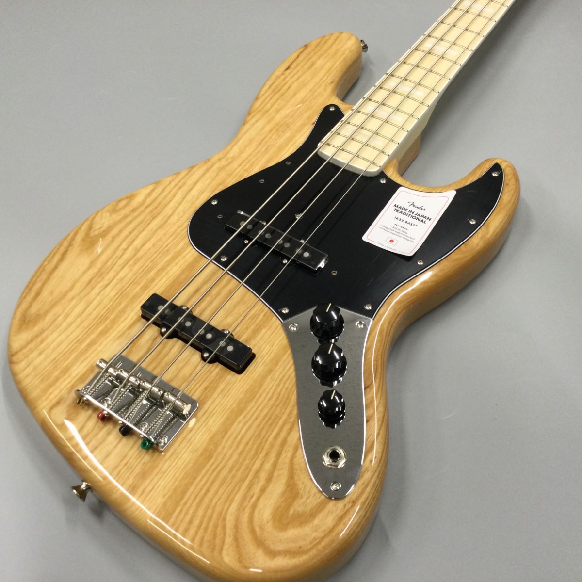 Fender Made in Japan Traditional 70s Jazz Bass Maple Fingerboard
