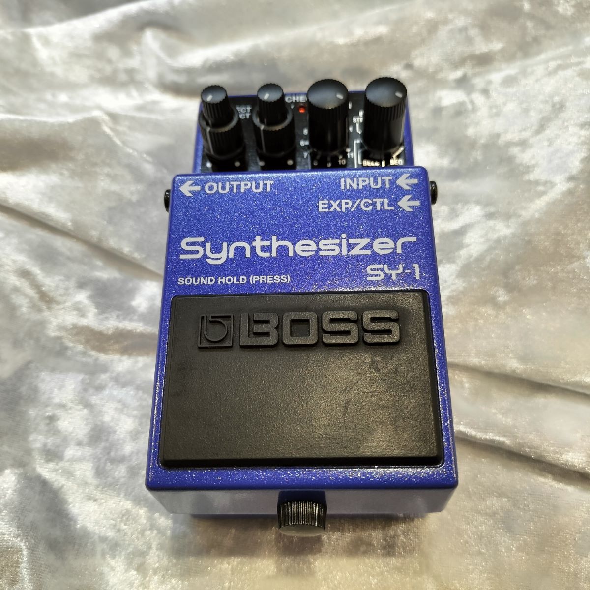 BOSS SY-1 Synthesizer ギター・シンセサイザー・テクノロジー 