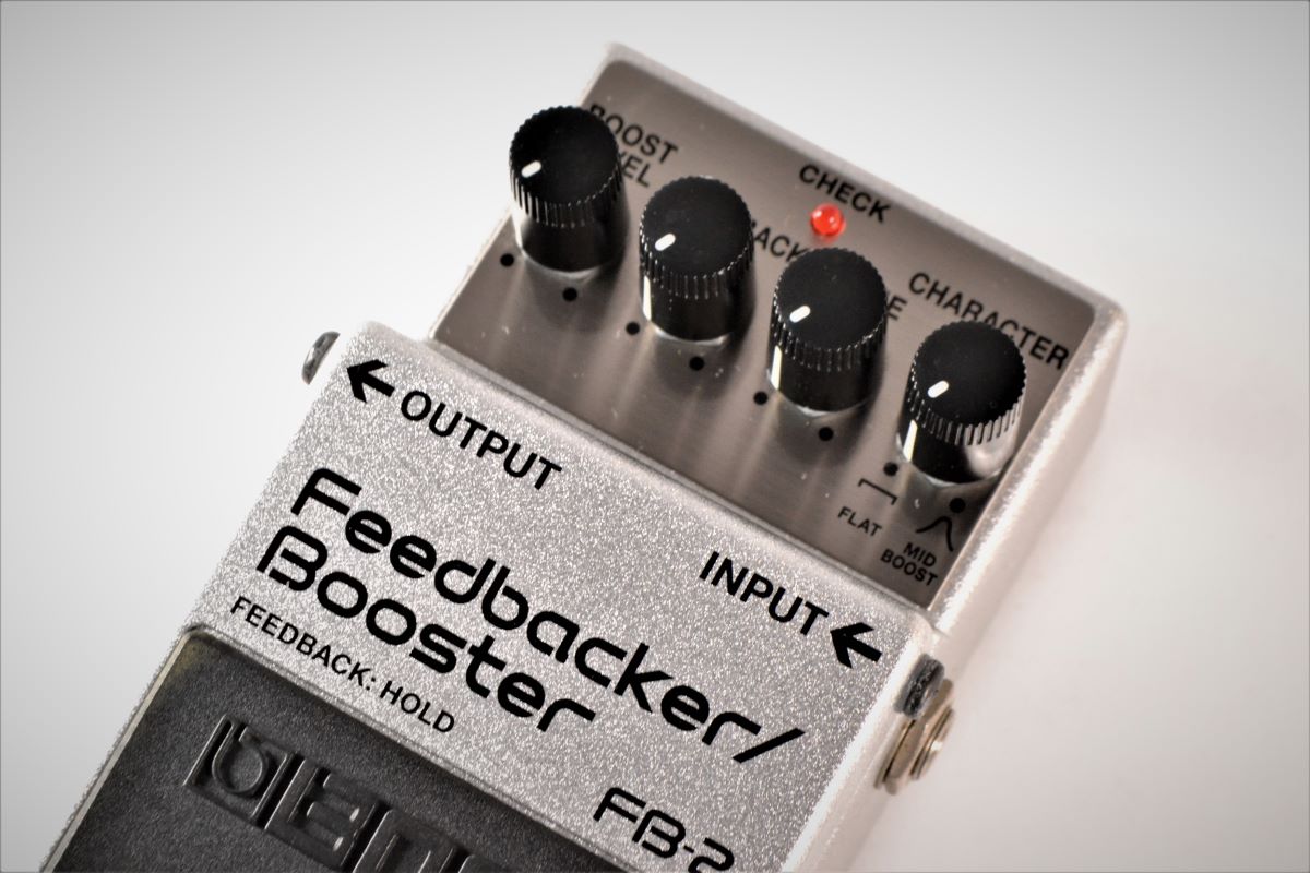 BOSS FB-2 Feedbacker / Booster ボス 【 イオンモール釧路昭和