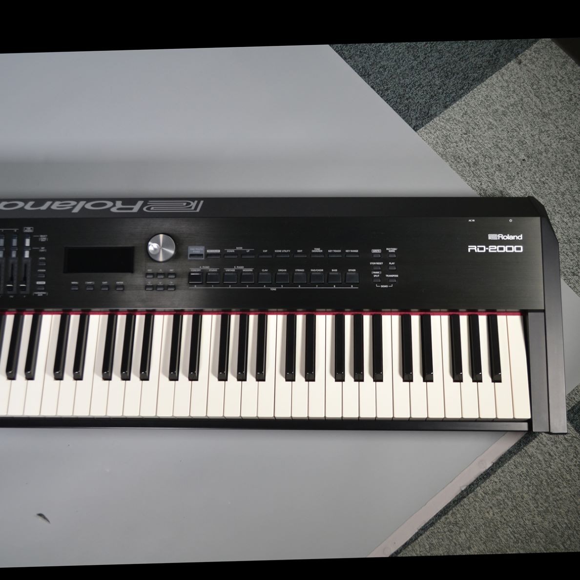 Roland RD-2000 ステージピアノ