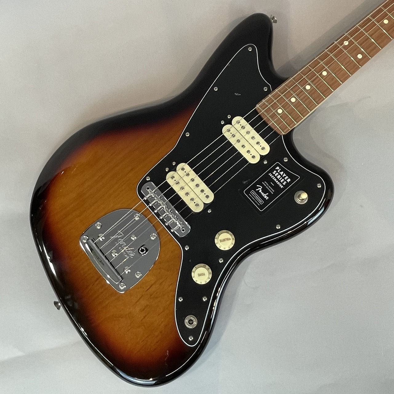 Fender Player Jazzmaster, Pau Ferro Fingerboard, 3-Color Sunburst