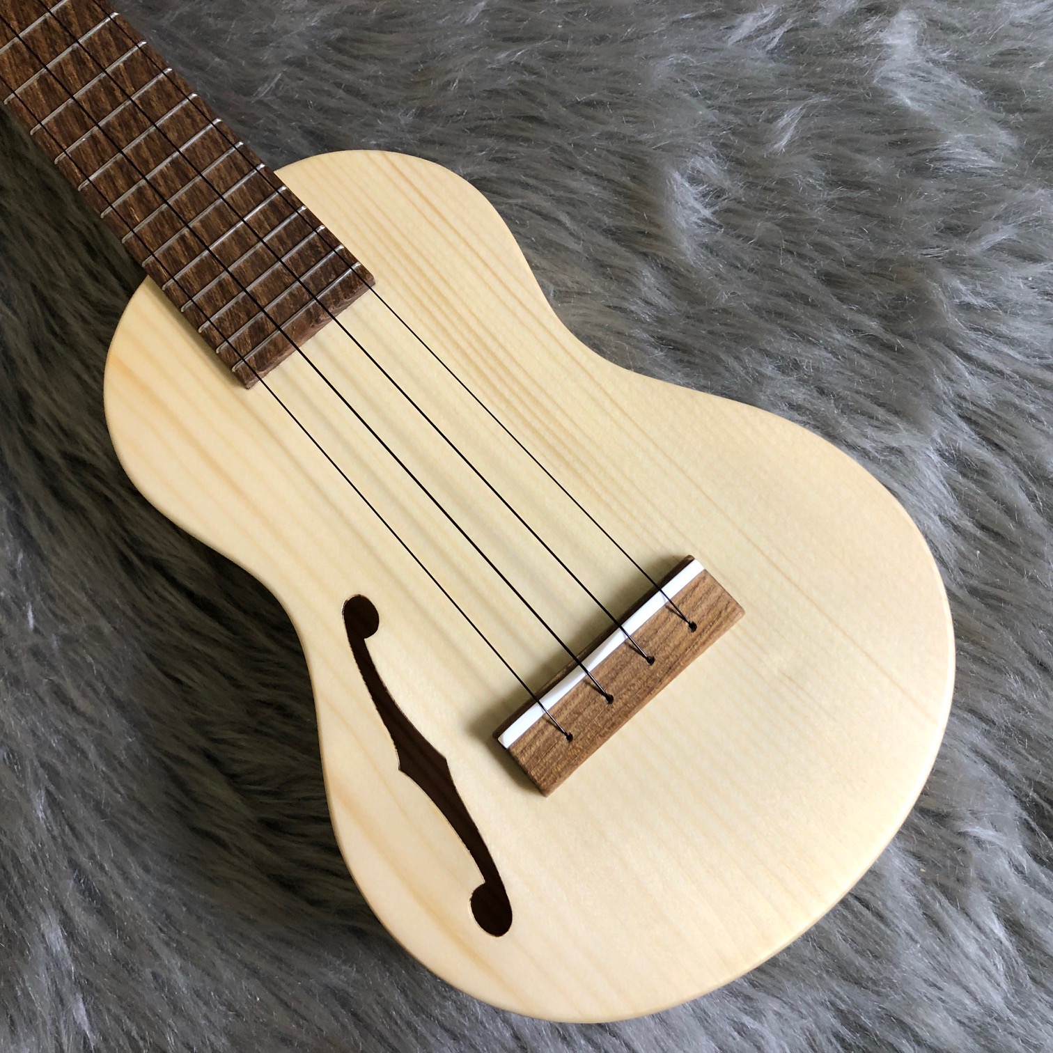 QUIAM Throughneck Soprano F ソプラノウクレレ クワイアン 【 札幌