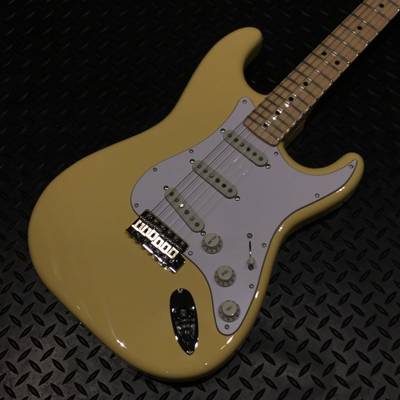 Fender  Yngwie Malmsteen Stratocaster / Yellow White フェンダー 【 イオンモールりんくう泉南店 】