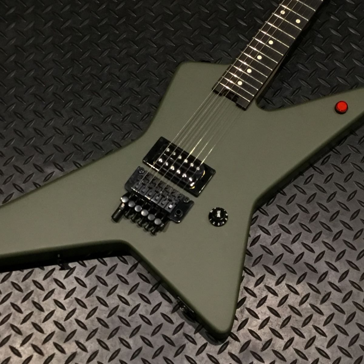 EVH Limited Edition Star Ebony Fingerboard Matte Army Drab