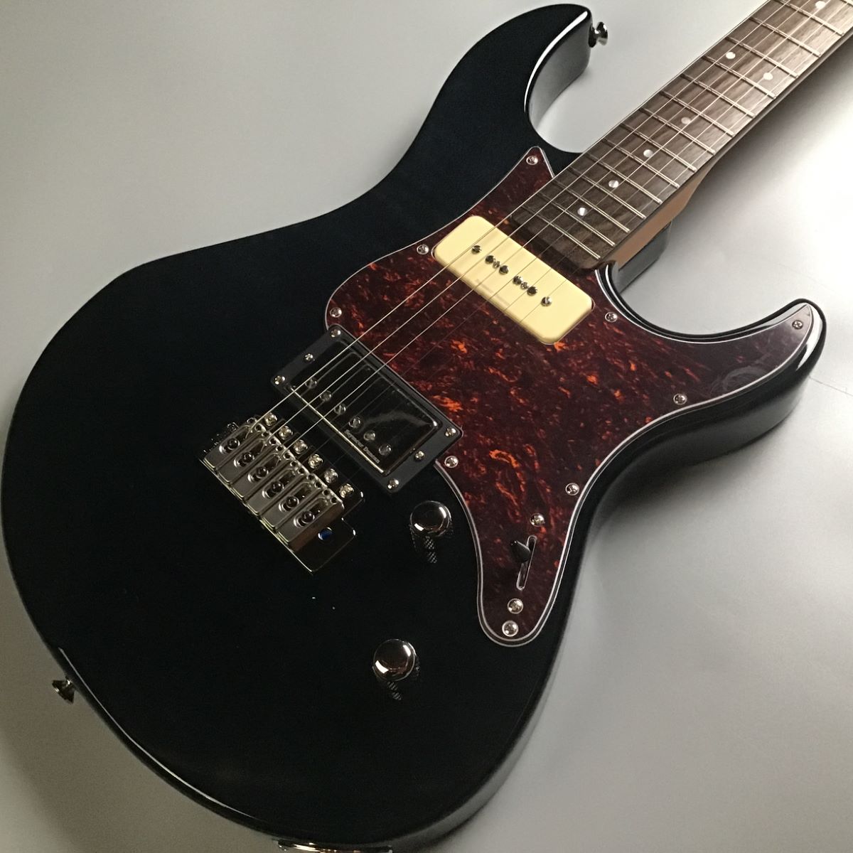 YAMAHA PACIFICA611VFM TBL トランスルーセントブラックパシフィカ