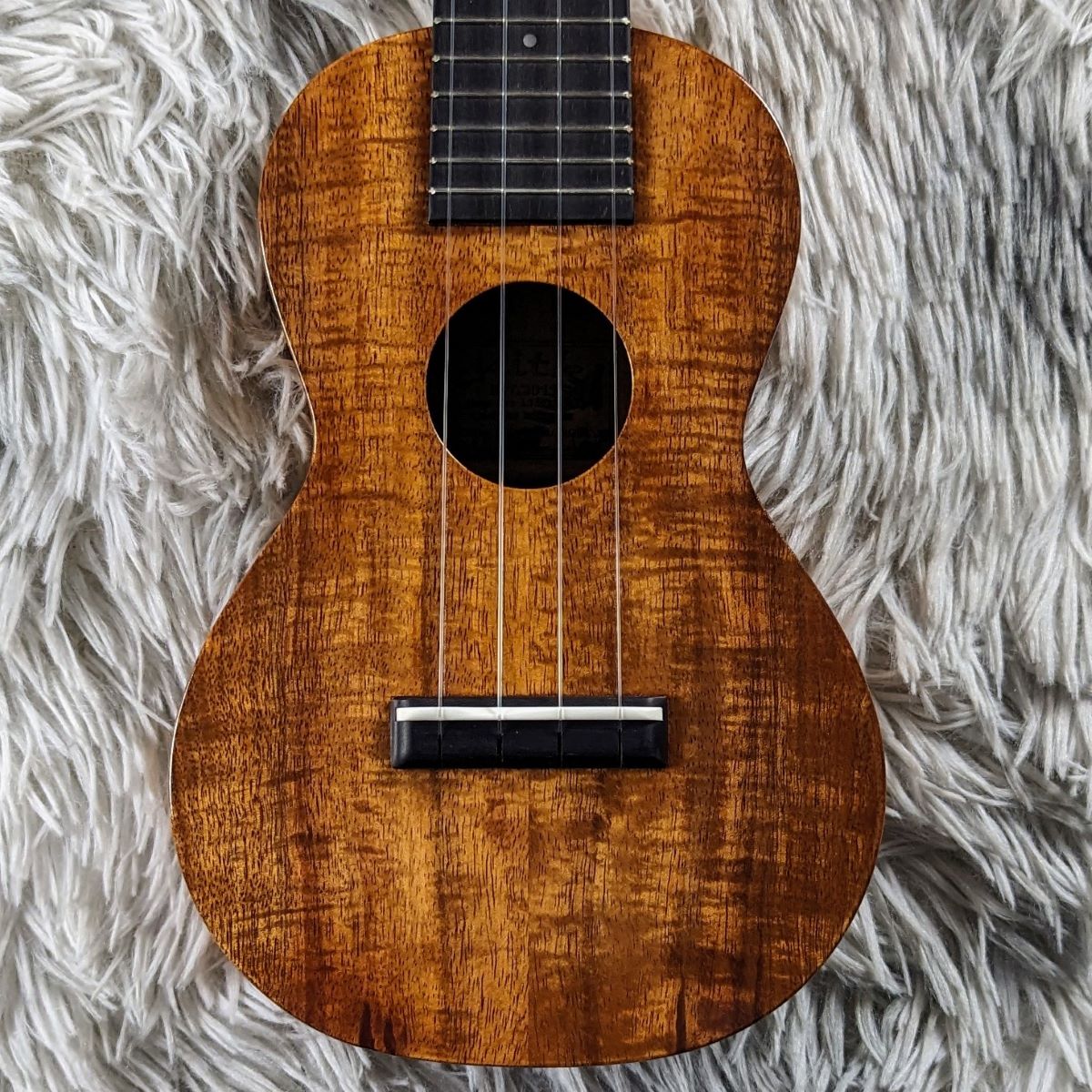 超特価Tikitiki ukulele eco-s スプルース　ハワイアンコア 弦楽器