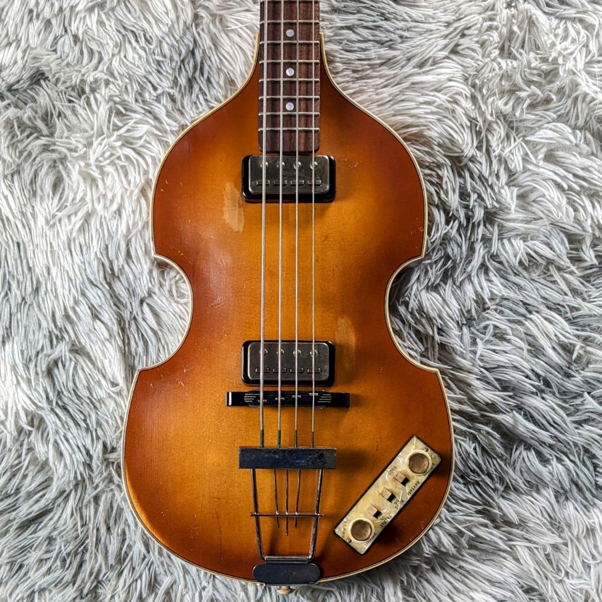 Hofner  Violin Bass�WVintage�W-’63 ヘフナー 【 ラゾーナ川崎店 】