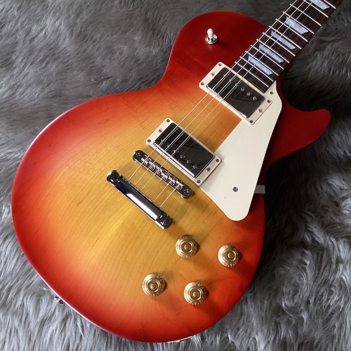 Gibson Les Paul Tribute Satin Cherry Sunburst ギブソン 【 イオン