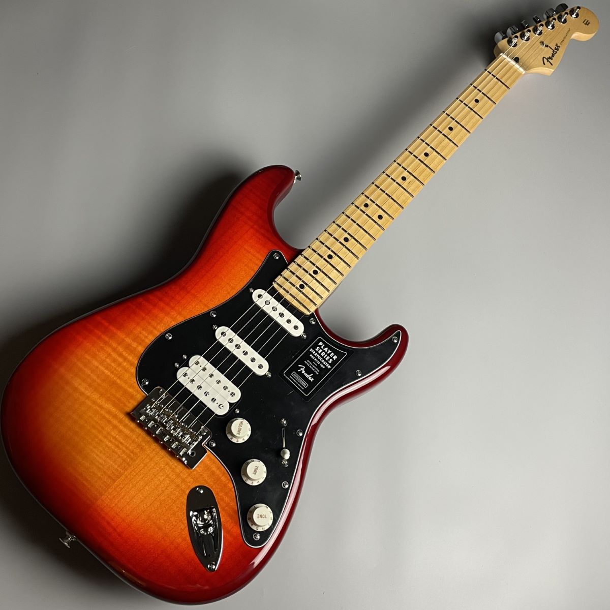 エレキギター Fender Player Plus Stratocaster?, Maple Fingerboard