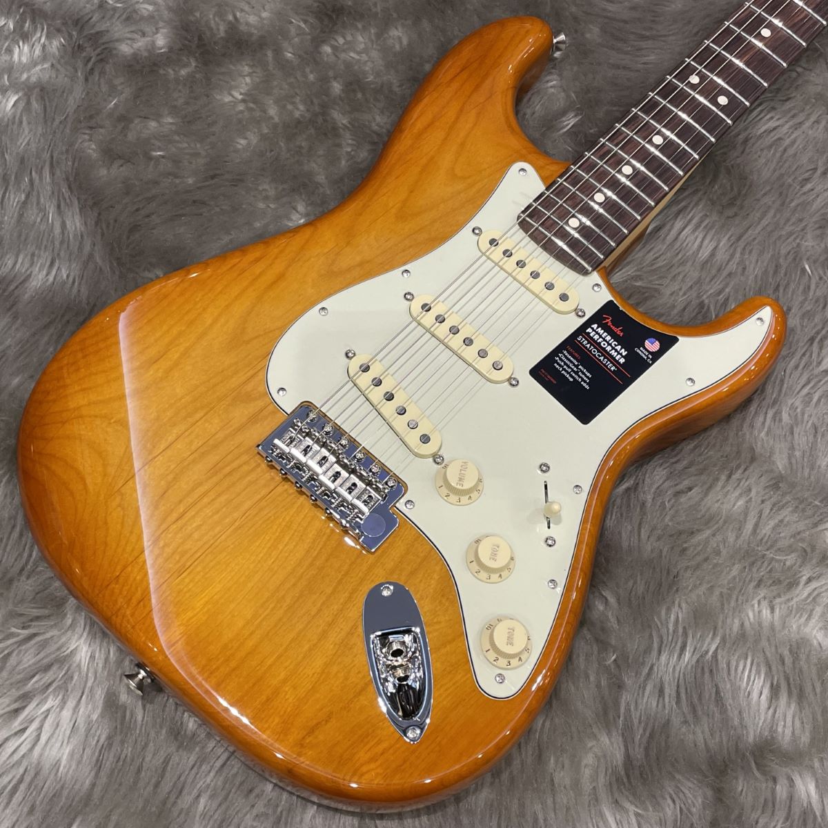 Fender American Performer Stratocaster Rosewood Fingerboard Honey