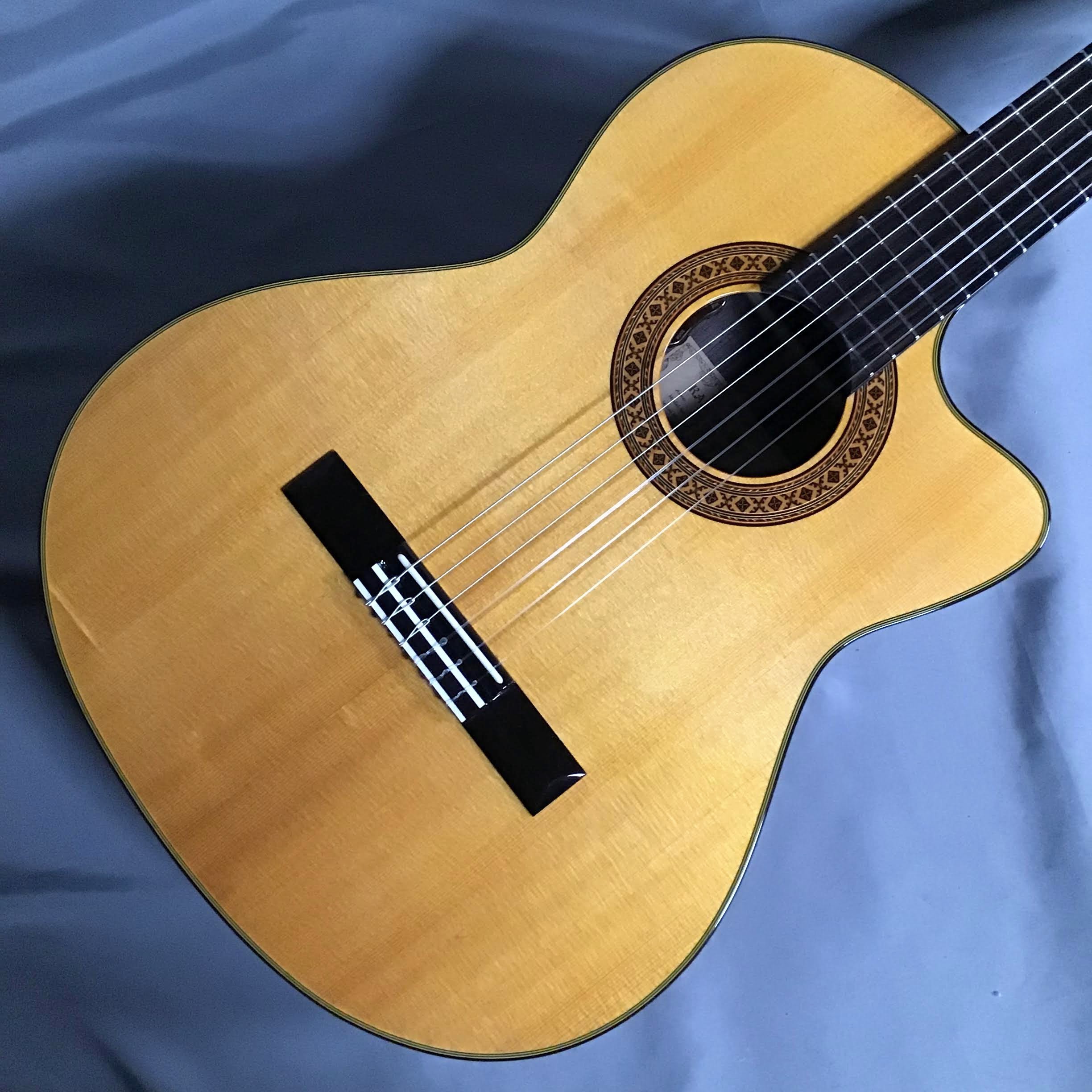 K.Yairi CE-3 NS エレガットギター ナイロンエレクトリックシリーズ CE
