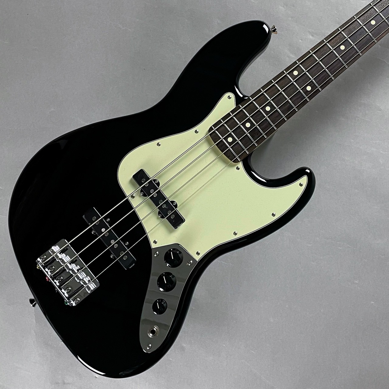 Fender Made in Japan Junior Collection Jazz Bass エレキベース ジャズベース ショートスケール  フェンダー 【 イオンレイクタウン店 】 | 島村楽器オンラインストア