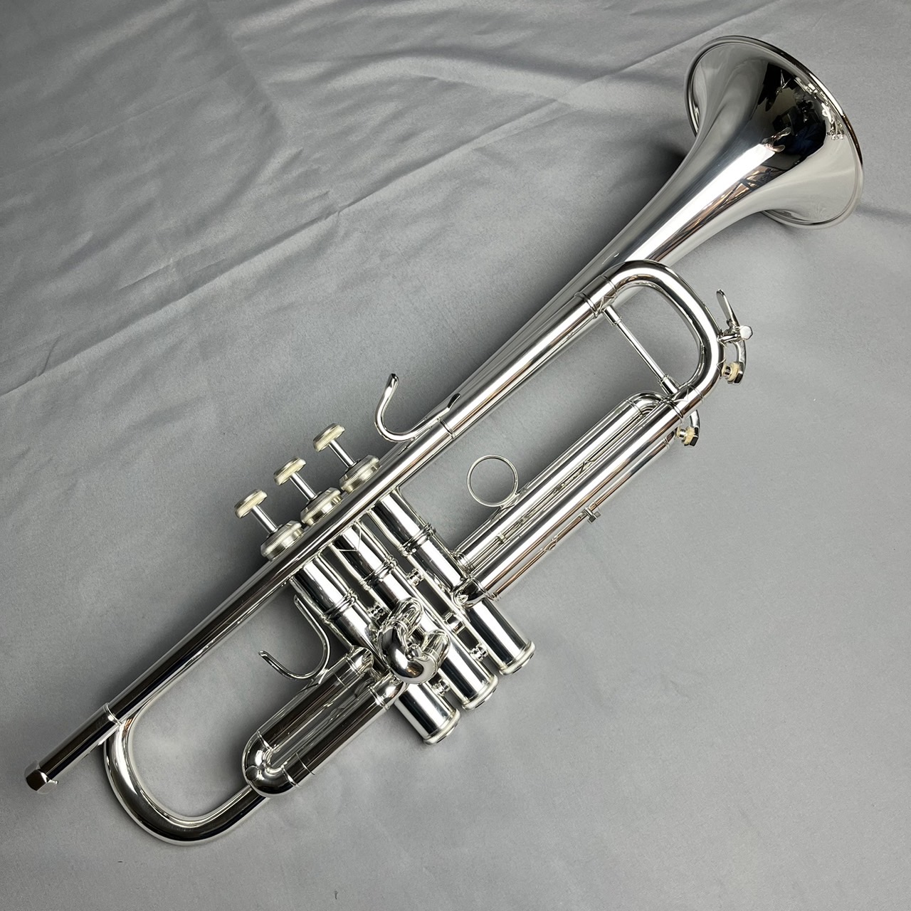 Bachバックトランペット Stradivarius 選定品 180ML37GL - 楽器/器材