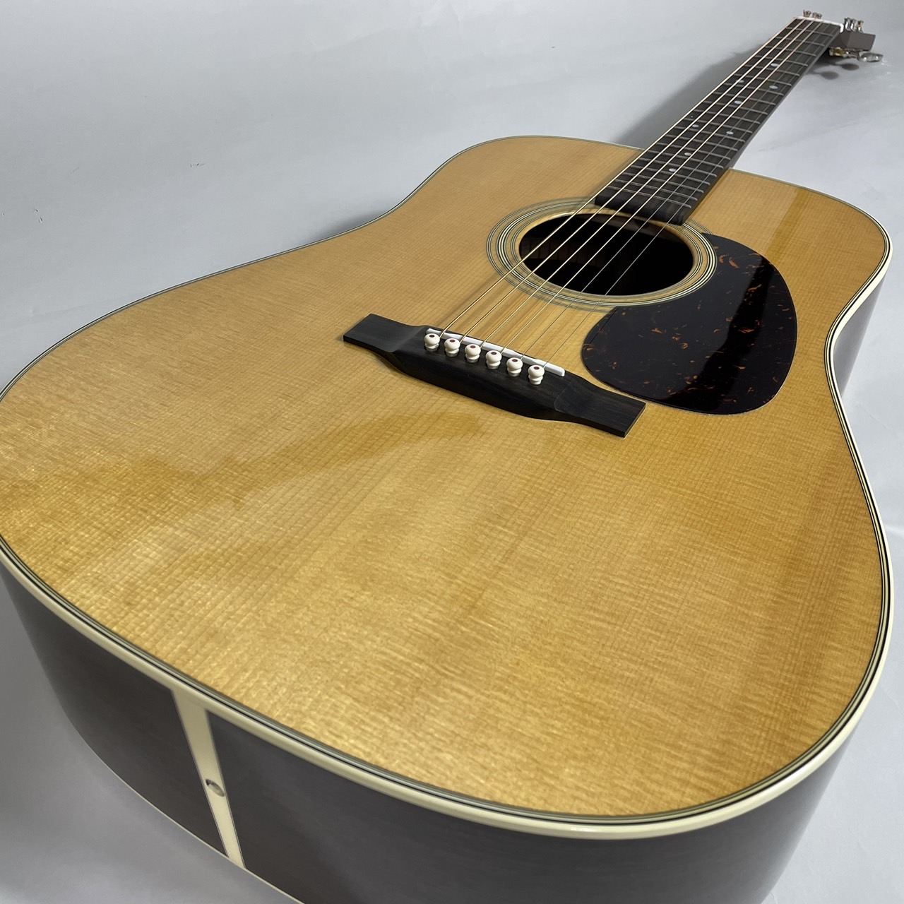 Martin D-28 Standard アコースティックギター マーチン 【 イオン