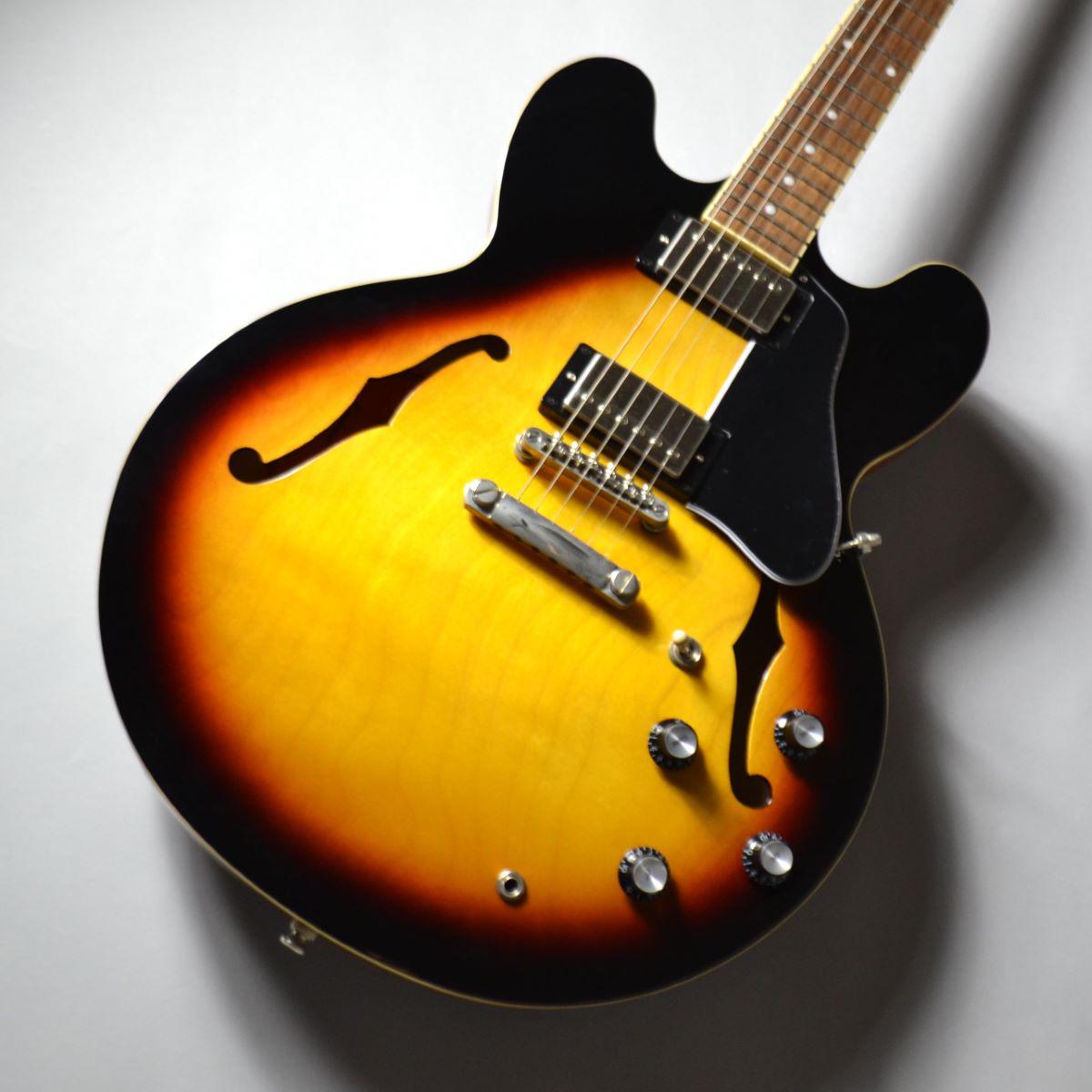 Epiphone ES-335 Vintage Sunburst セミアコギター 【現物画像